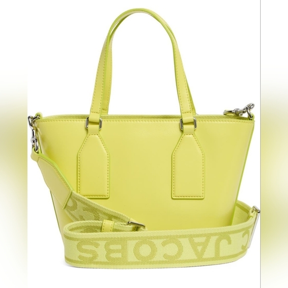 Marc Jacobs Small Satchel Bag. - Picture 10 of 10